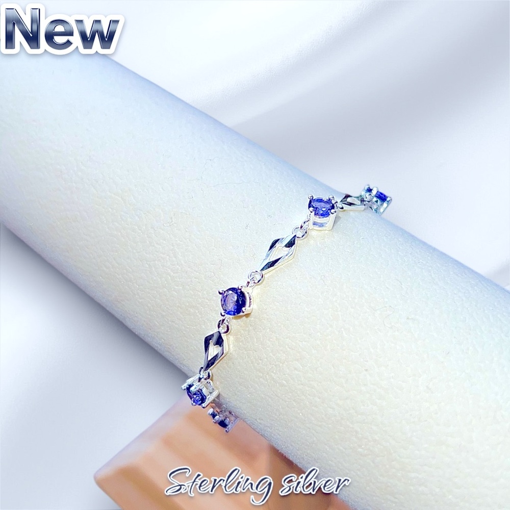 New .925 Sterling Silver Purple Amethyst Bracelet - Picture 4 of 14